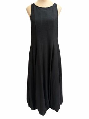 Entro “Porchlight Evenings” Black Sleeveless Bubble Dress